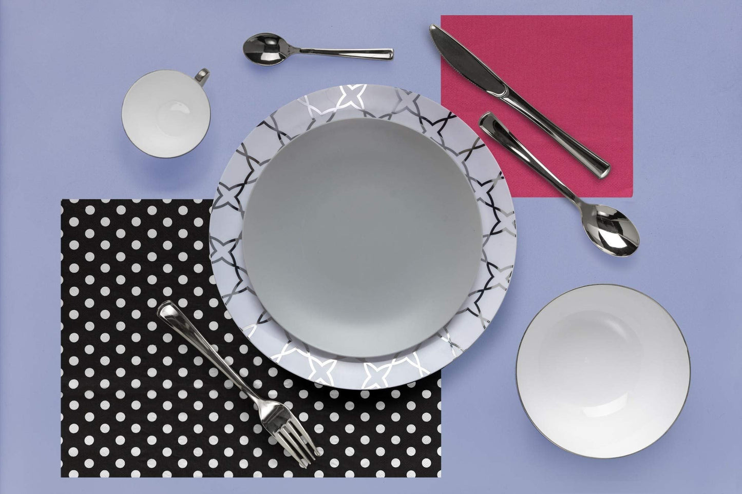10 In. Geo Design Plastic Plates - 10 Ct.