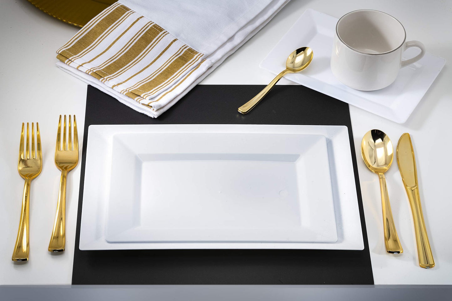 11.5 In. Clear Rectangular Plates - 10 Ct.