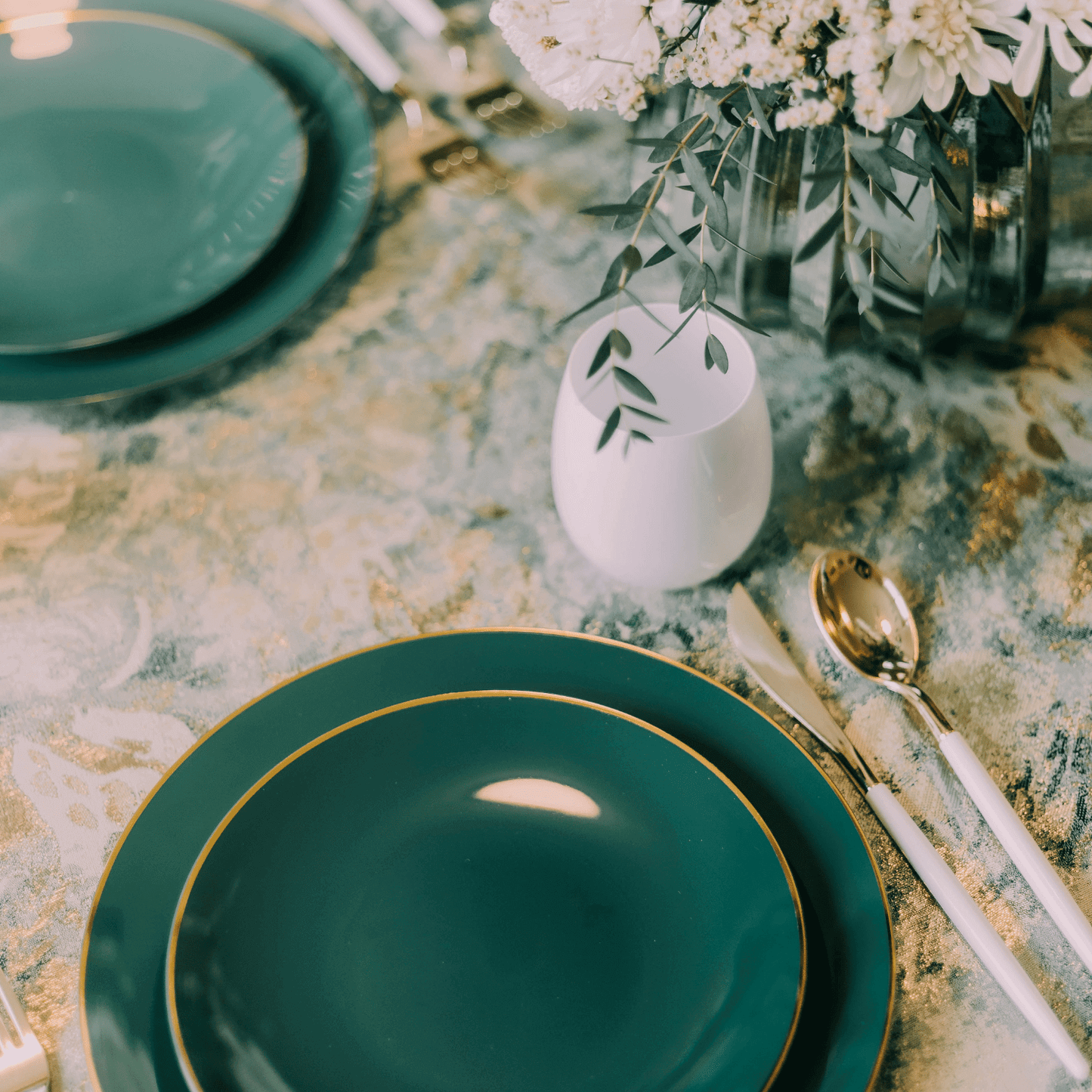 10" Classic Green Design Plates (10)