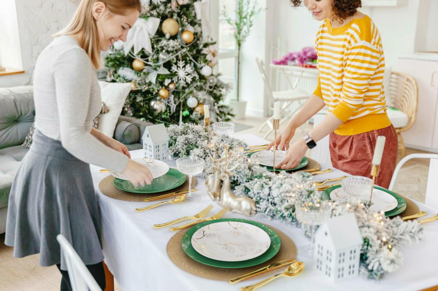 8" Matïz Design Plastic Plates (10)