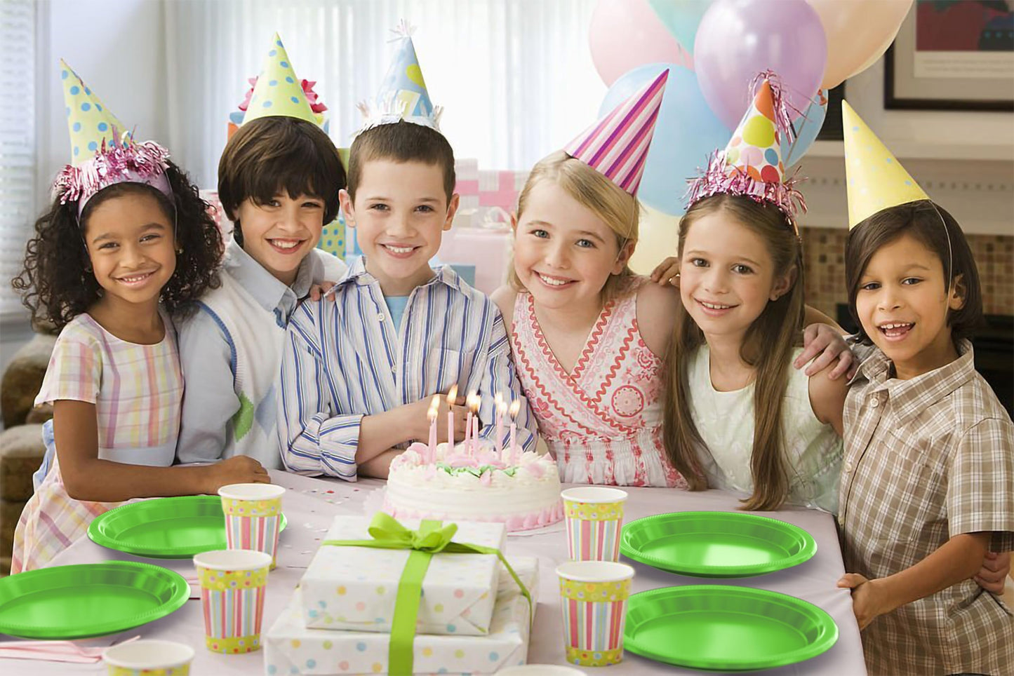 9 In. Lime Green Plastic Plates - 50 Ct.