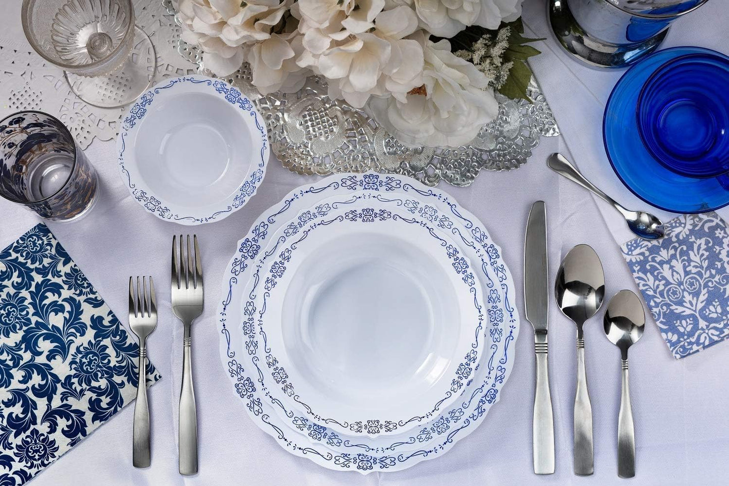 9 In. White/Navy Victorian Design Plates - 20 Ct.