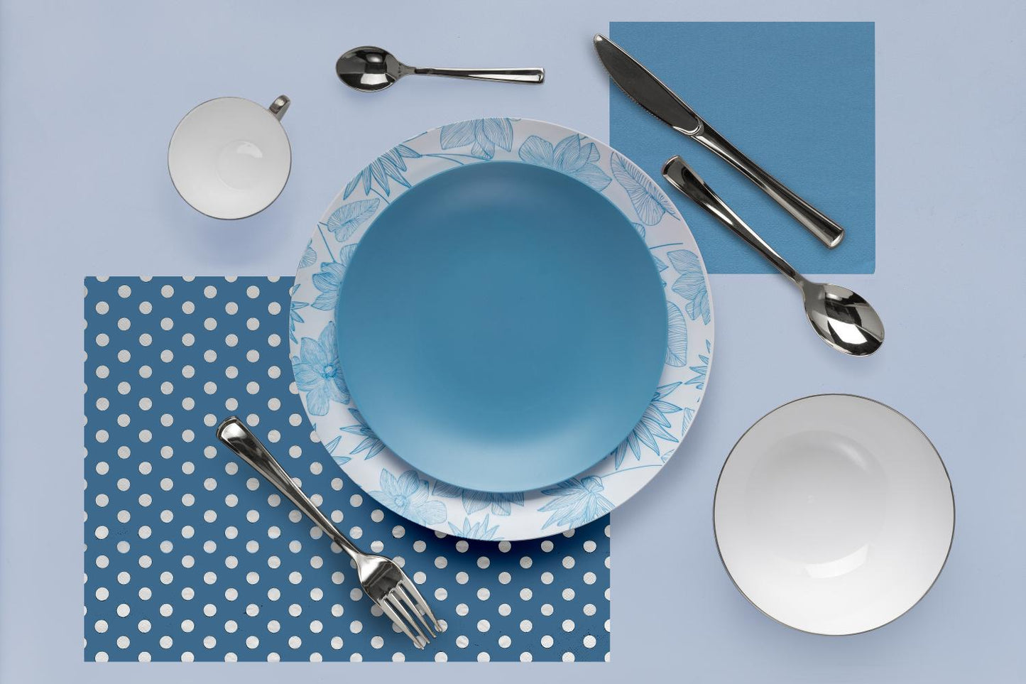 10 In. Bella Design Plastic Plates - 10 Ct.