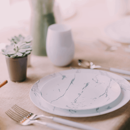 10" Stone Design Plastic Plates (10)