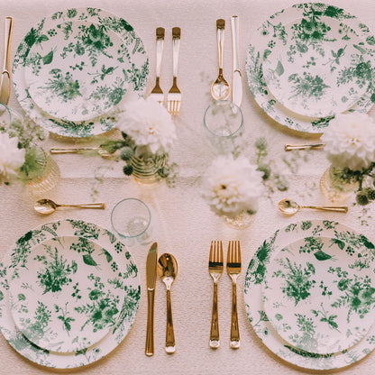 8" Verdure Design Plastic Plates (10)
