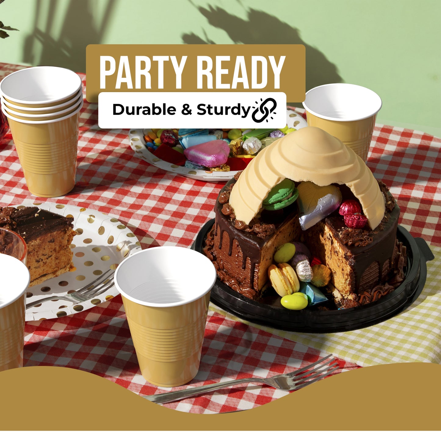 18 Oz. Gold Plastic Cups - 50 Ct.