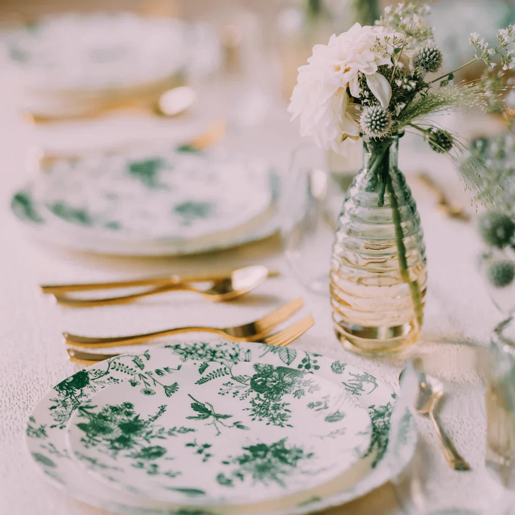 8" Verdure Design Plastic Plates (10)