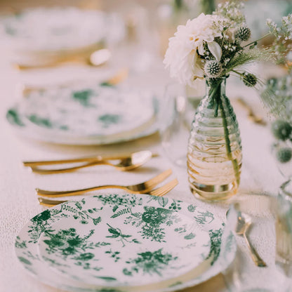 8" Verdure Design Plastic Plates (10)